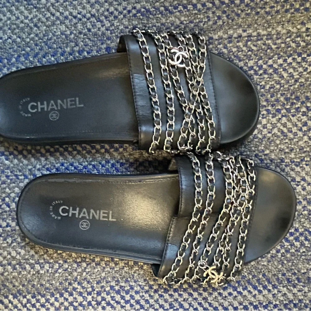 Fashion Designer Chain Mule Slide - Picture 7 of 7